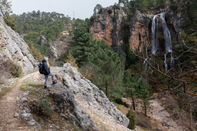 16 Best Hikes in Zion National Park: A Guide to Stunning Trails