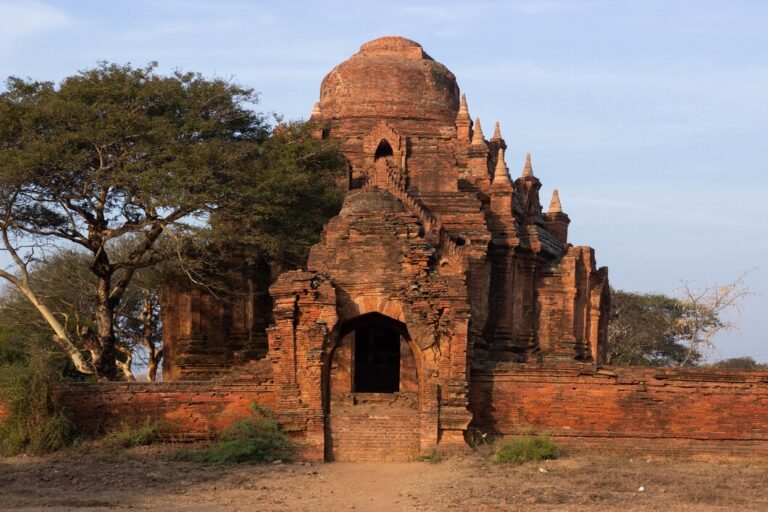 How To Visit The Temples Of Bagan In Myanmar