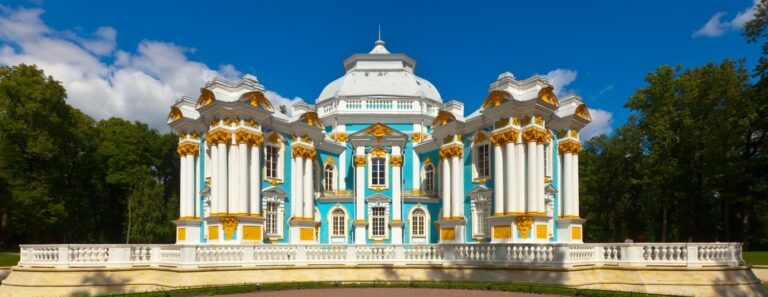 Phnom Penh Royal Palace & Silver Pagoda In Cambodia